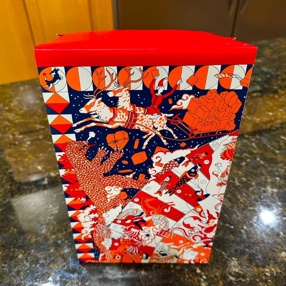 HERMES 2024 GIFT WRAP BAGS/BOXES various sizes. NEW in FACTORY SEALED PACKAGE!